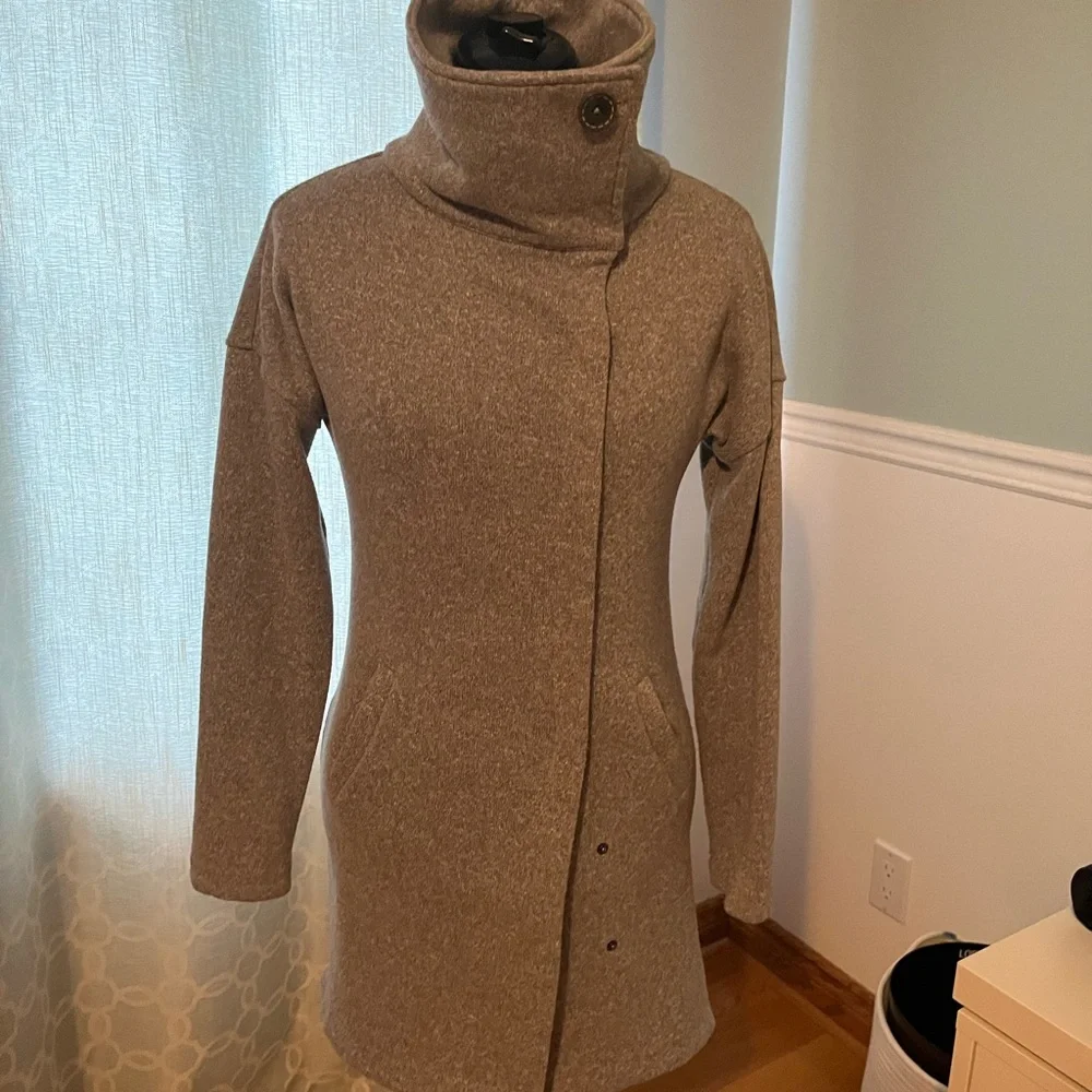 Roots sweater jacket - Picture 1 of 8